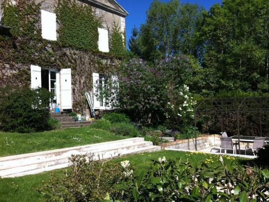Domaine Les Bertrands — hotel in Couches