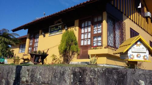 Pousada Casa Amarela - last minute hotel in Canela