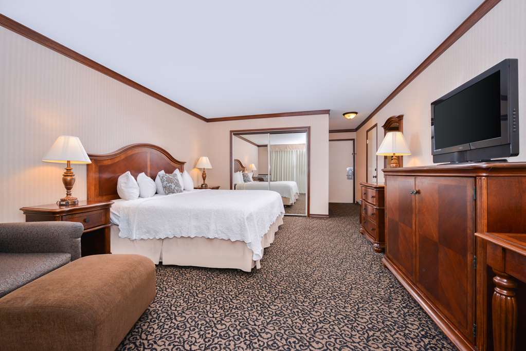Best Western Edgewater Resort - photo 26
