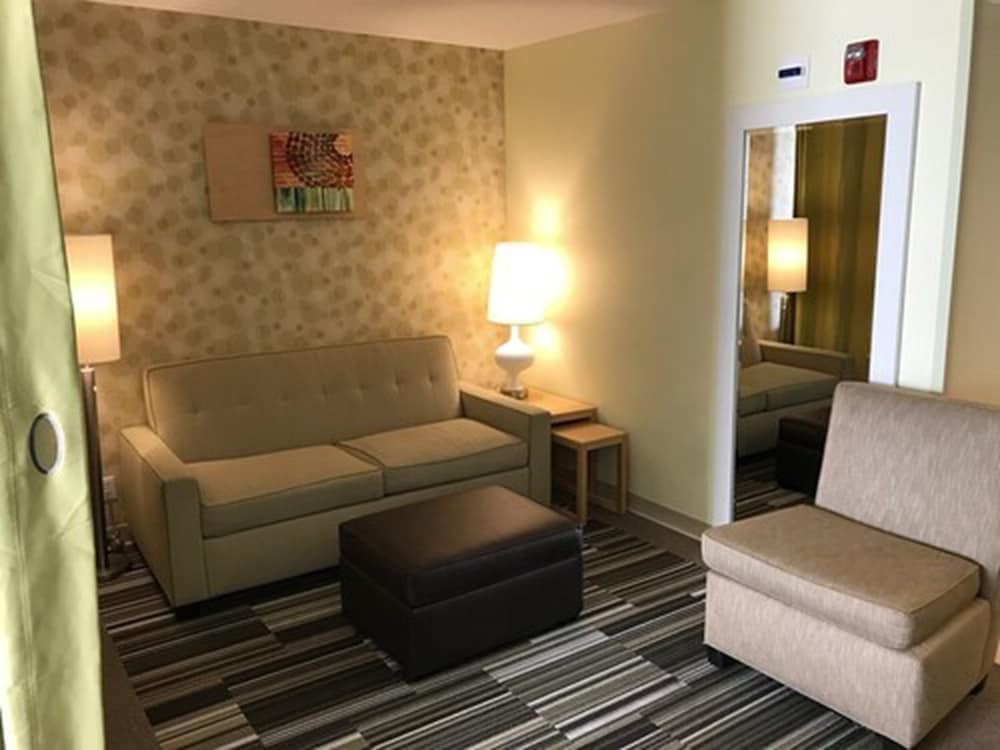 Home2 Suites by Hilton Rahway - photo 7