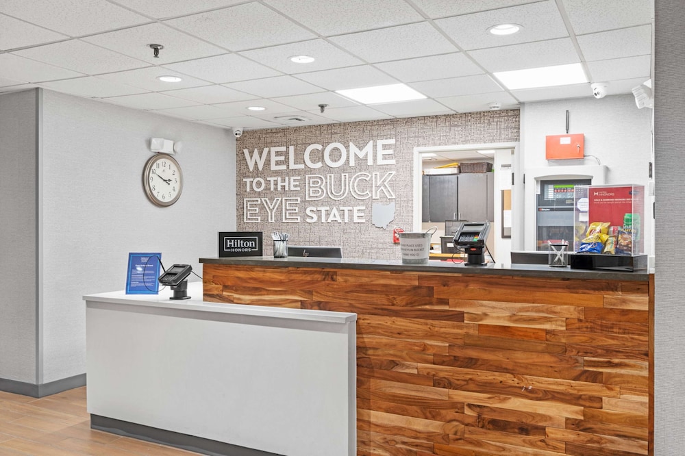 Hampton Inn Cleveland Westlake - photo 3