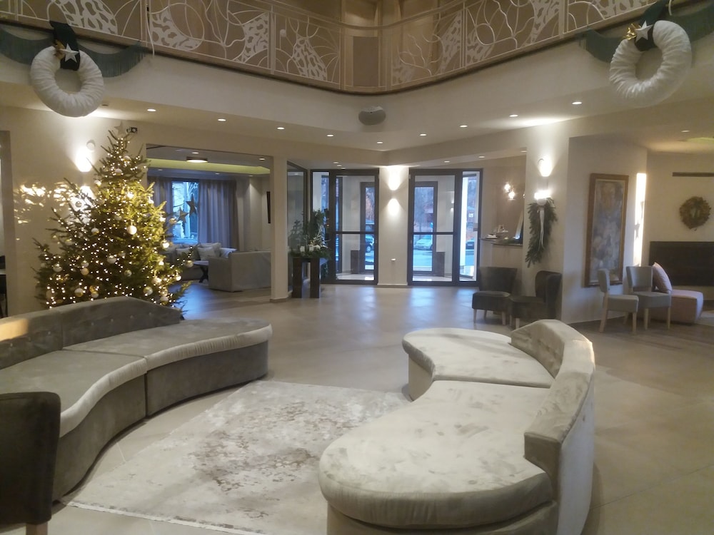 Emerald Suites — Florina — photo 4