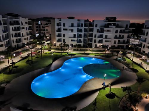 Costa Mar Playa 10 Appartement Charmant avec Piscine et Vue Mer — 4-Star Luxury Hotel in Martil, Morocco