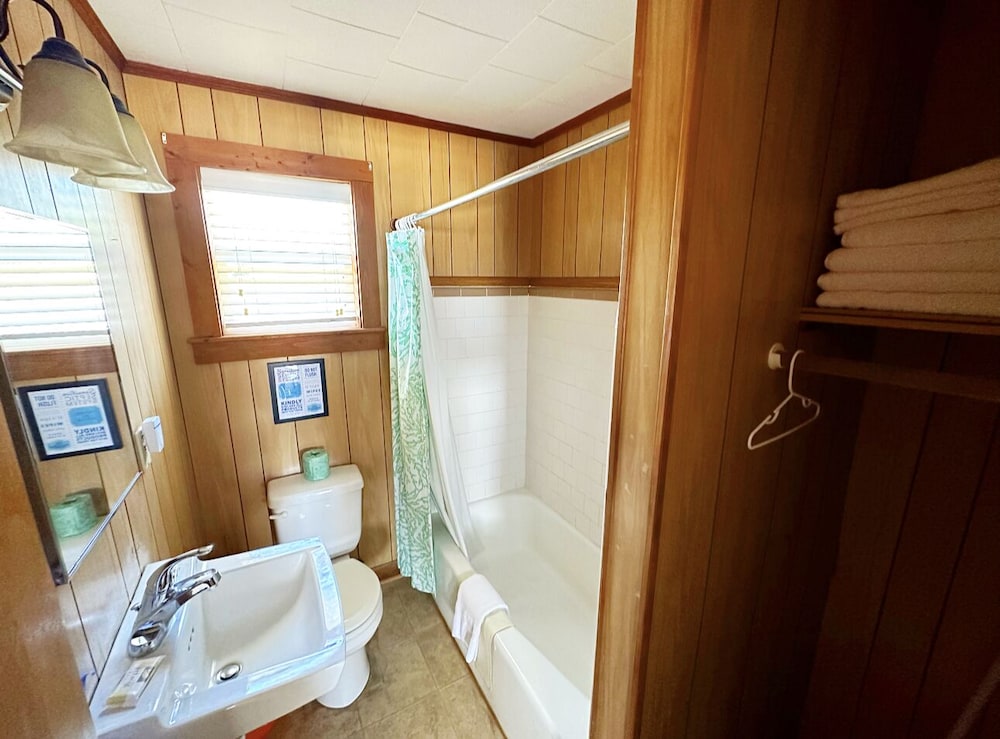 SandSpur Ocean Cottages - photo 97