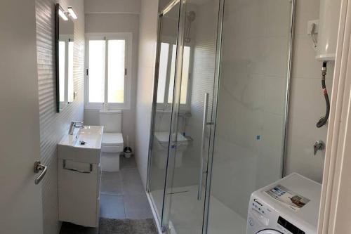 Apartamentos La Gaviota — 4-Star Luxury Hotel in Roquetas De Mar, Spain