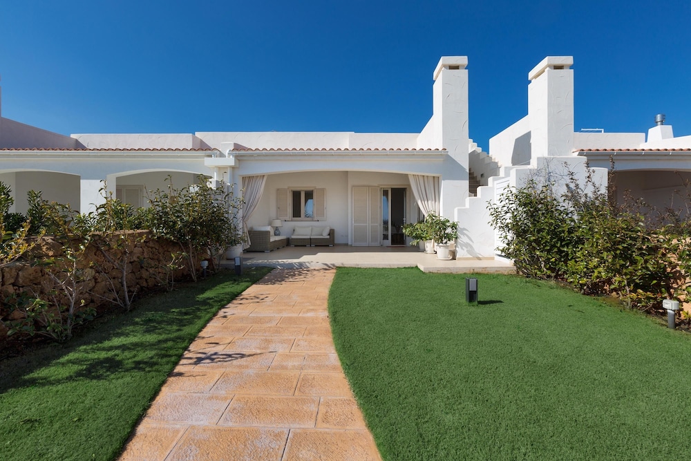 Perla di Ostuni — 4-Star Luxury Hotel in Ostuni, Italy