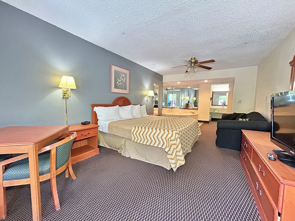 Travelodge by Wyndham Alachua - photo 3