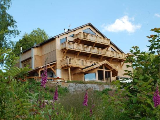 Là Haut & Spa — Unknown City — photo 2