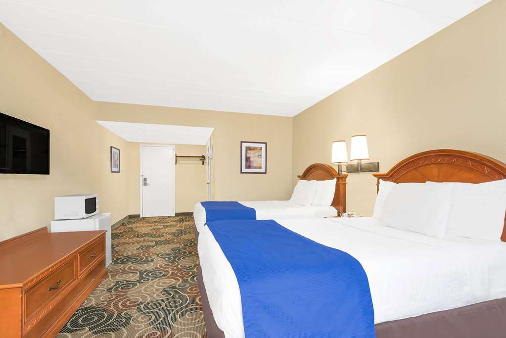 Travelodge by Wyndham Lima OH - photo 10