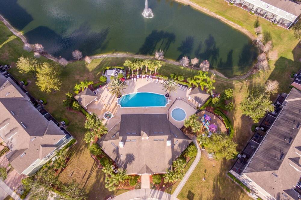 5Br 3Bath Private Townhome 13min Disney 1496ft - photo 29