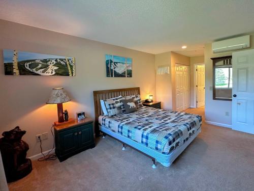 F4 Warm Fairway Village Townhome mountain views and large lawn So much to do - photo 28