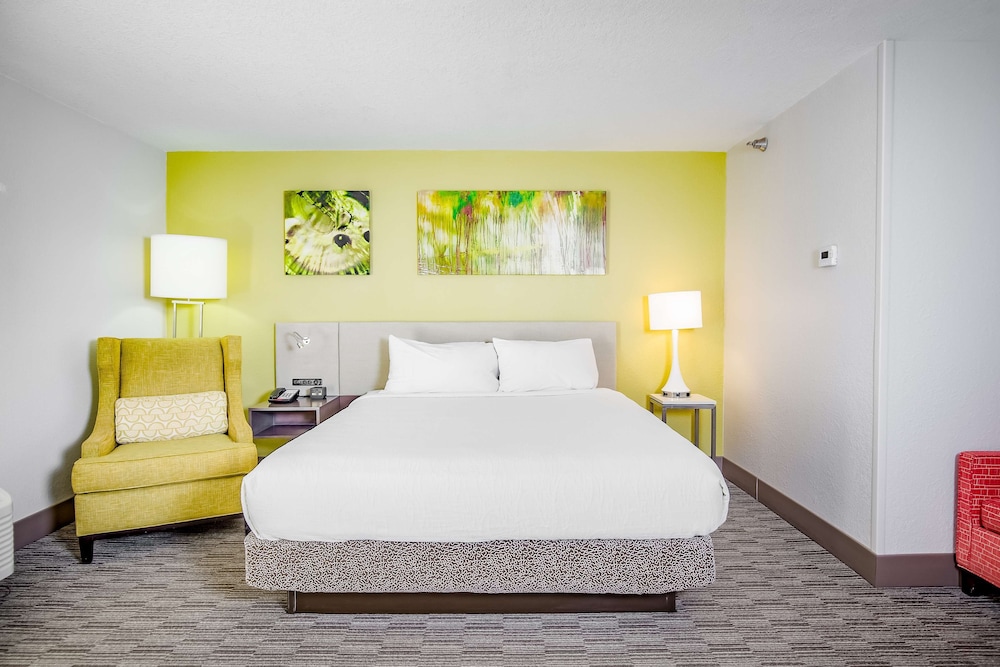 Hilton Garden Inn Orange Beach Beachfront - photo 20