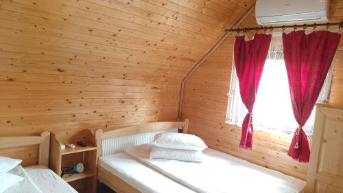 Cabana Colt de Rai in Ocna Sugatag, Romania