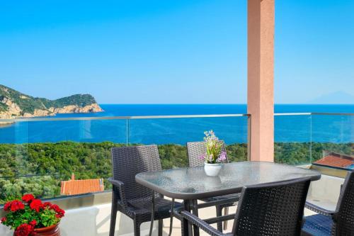 Onar - carbon neutral hotel in Unknown City