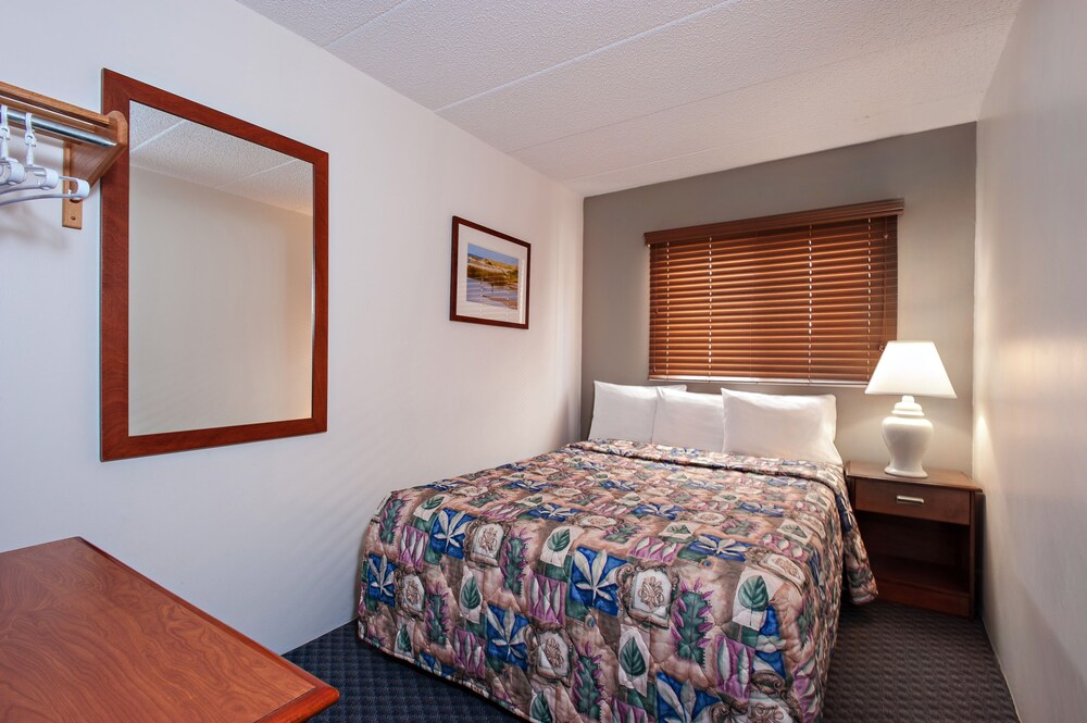 Harbor Light Family Resort - photo 2