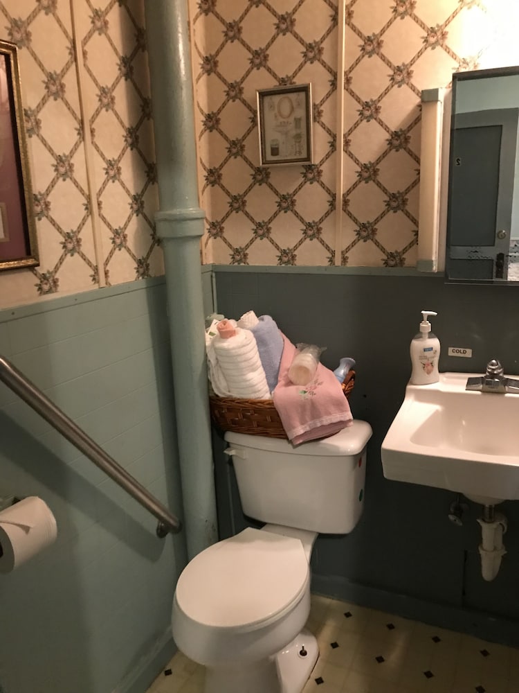Armour's Hotel - photo 23