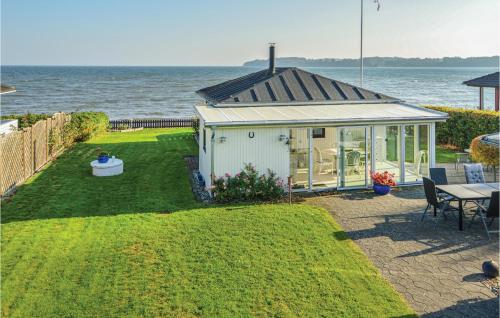 Three Bedroom Holiday Home In Hejls — 4-Star Luxury Hotel in None, Denmark