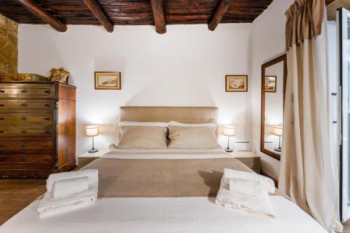 La Storia — 4-Star Luxury Hotel in Naples, Italy