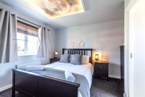 Dee View Executive Stay — Flint