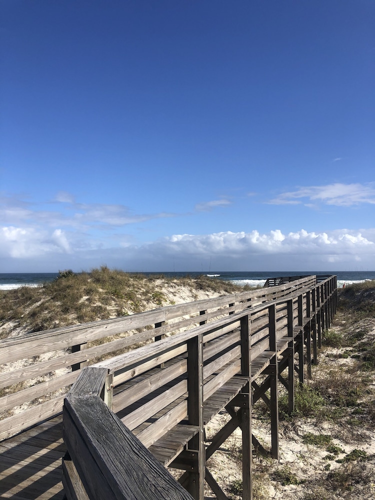 Beachside Hotel - photo 74
