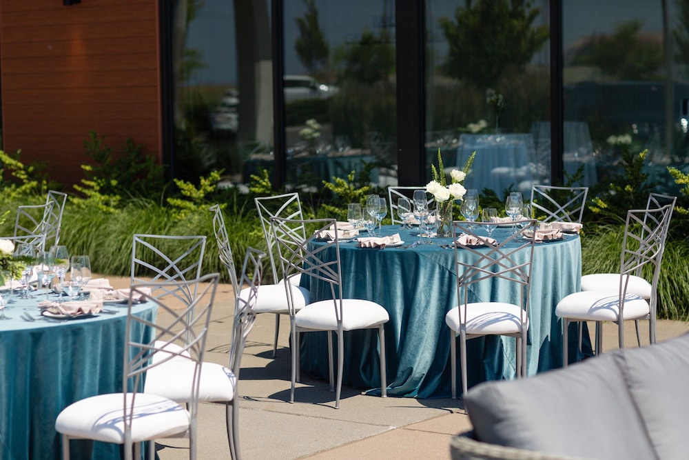 Hotel Indigo Everett Waterfront Place by IHG - photo 28