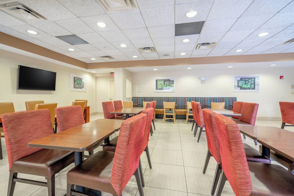 TownePlace Suites by Marriott Rochester - photo 30