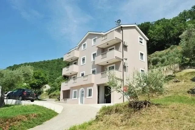 Djukanovic Apartments — 4-Star Luxury Hotel in Bijela, Montenegro