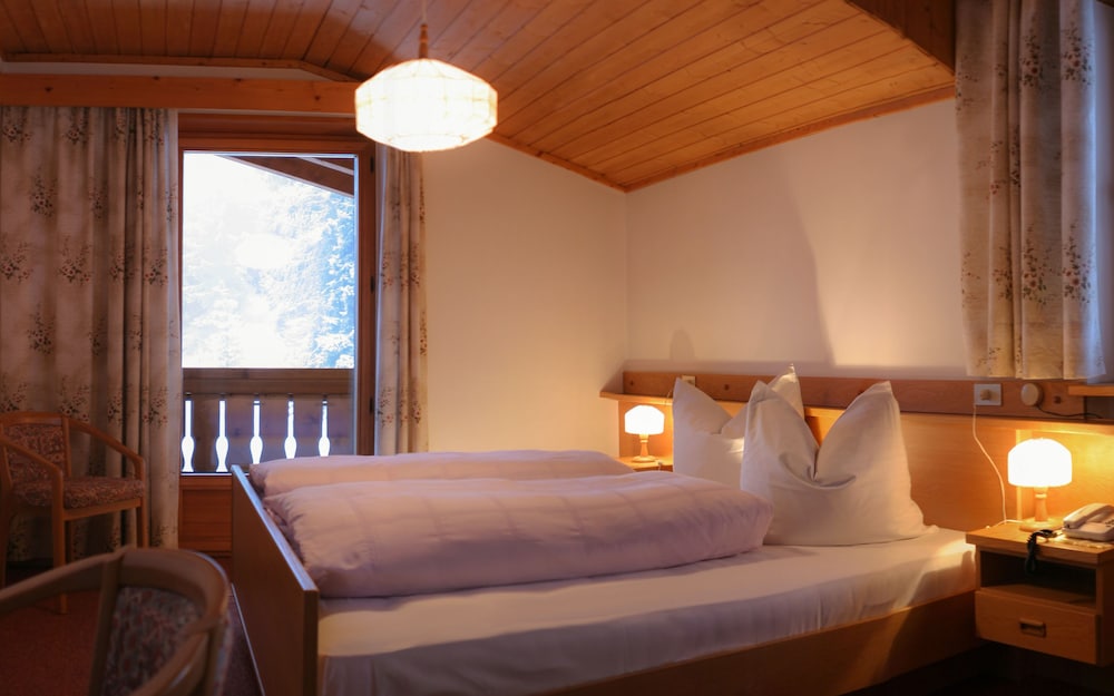Hotel Adler Carezza — Nova Levante — photo 4