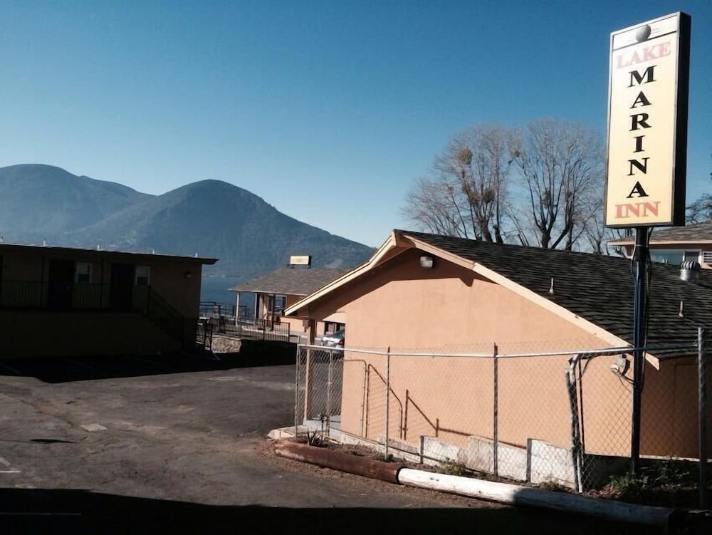 Lake Marina Inn - photo 33