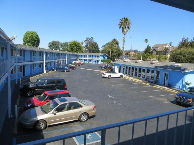 Surf City Inn and Suites - featured photo