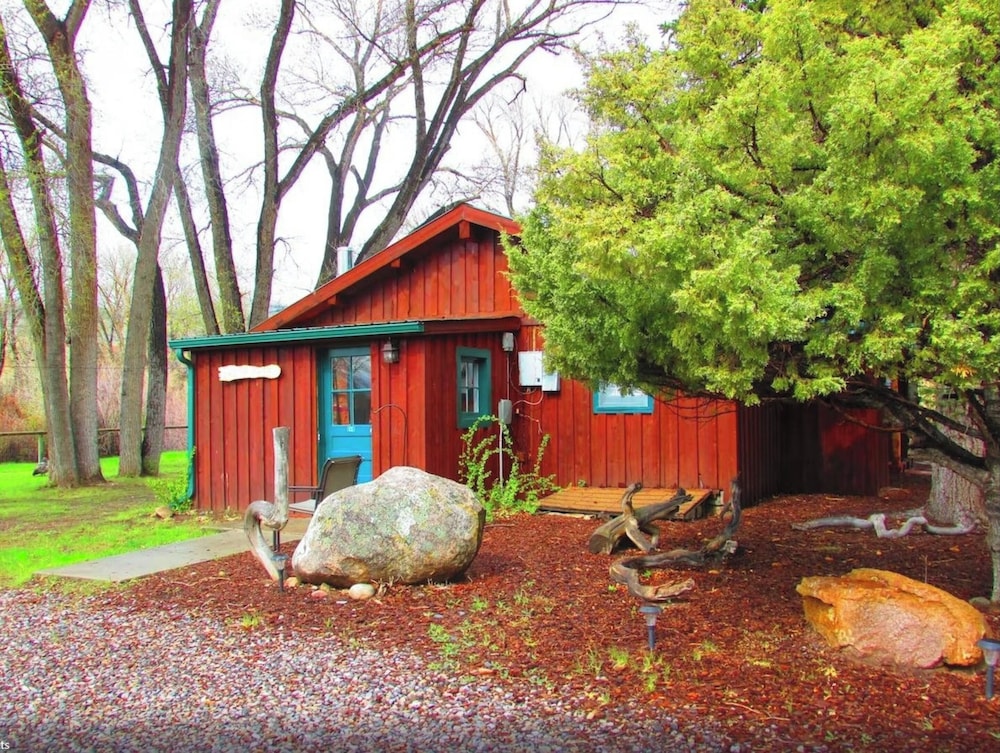 Chinook Winds Motel - photo 177