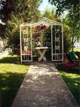 Rimview Inn - photo 4