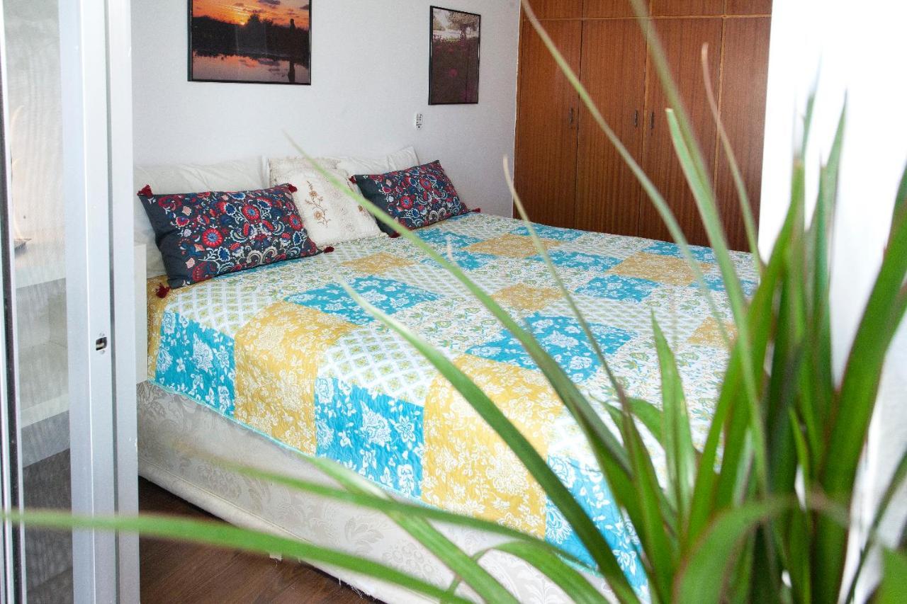 Artemis 3 Beachfront Boutique Apartment