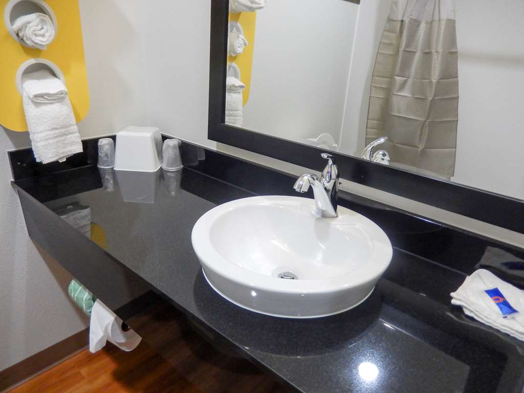 Motel 6 Tulsa OK - photo 34