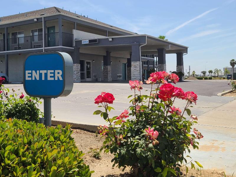 SureStay Hotel by Best Western Chowchilla Yosemite - photo 19