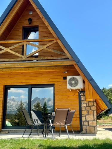 Durmitor Home Mia — 4-Star Luxury Hotel in Zabljak, Montenegro