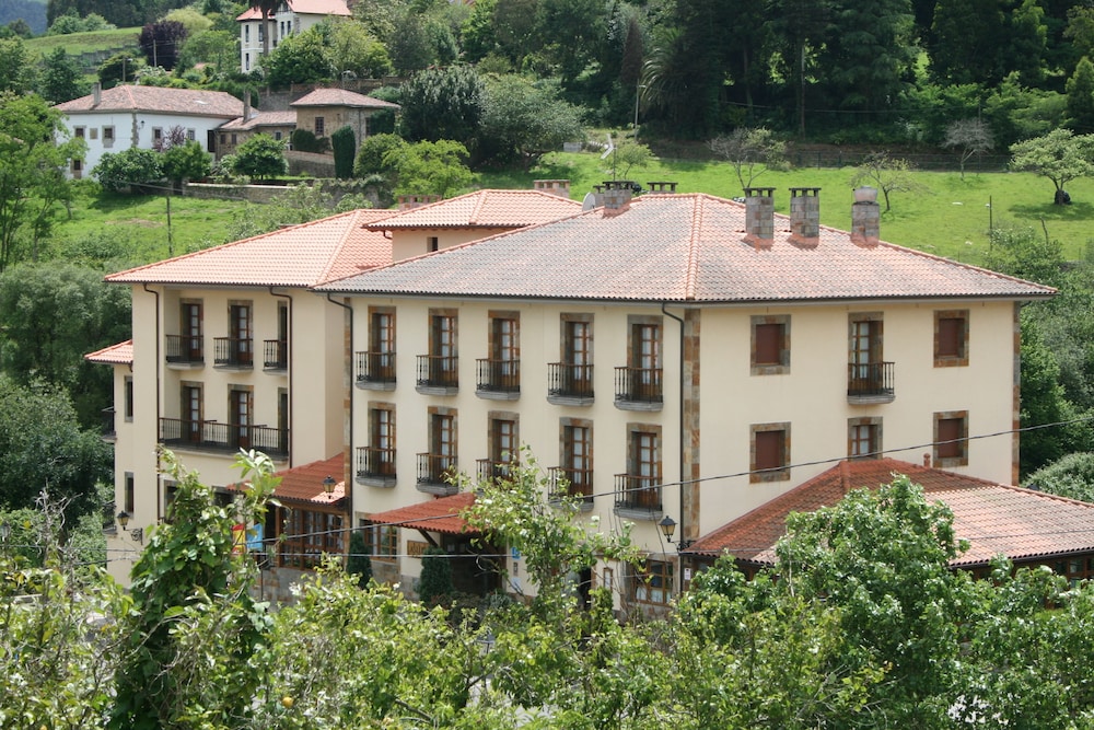 Hotel Valle Las Luiñas in Cudillero, Spain