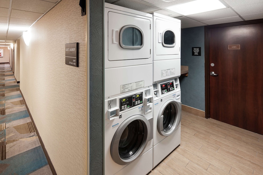 Hampton Inn Jacksonville Beach Oceanfront - photo 45