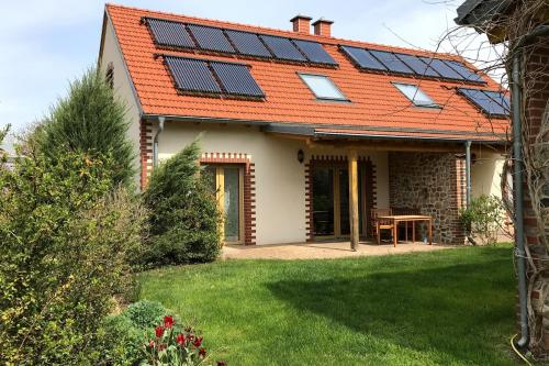 Fliederhaus in Rietz Neuendorf, Germany