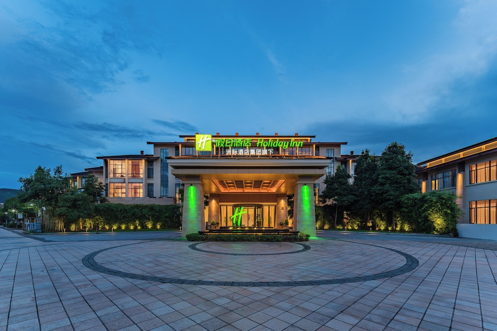 Holiday Inn Wuyi Mountain Water Village in Nanping, People's Republic of China