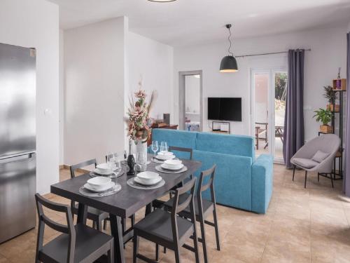 Villa Tomichic with Swimming Pool — 4-Star Luxury Hotel in Labin, Croatia