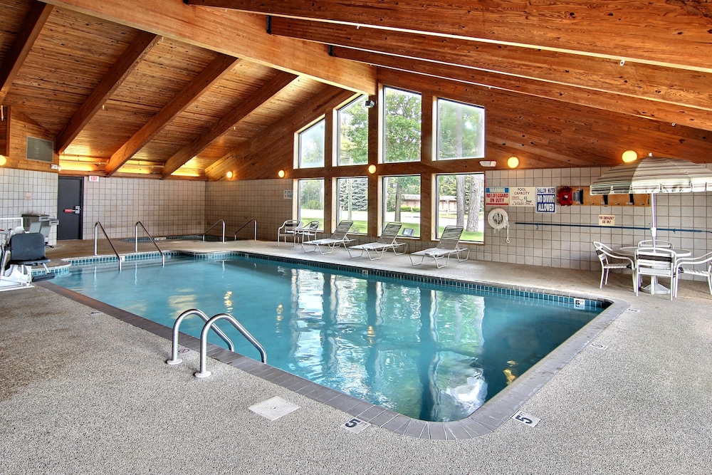 Blossom Hotel & Suites Traverse City - photo 45