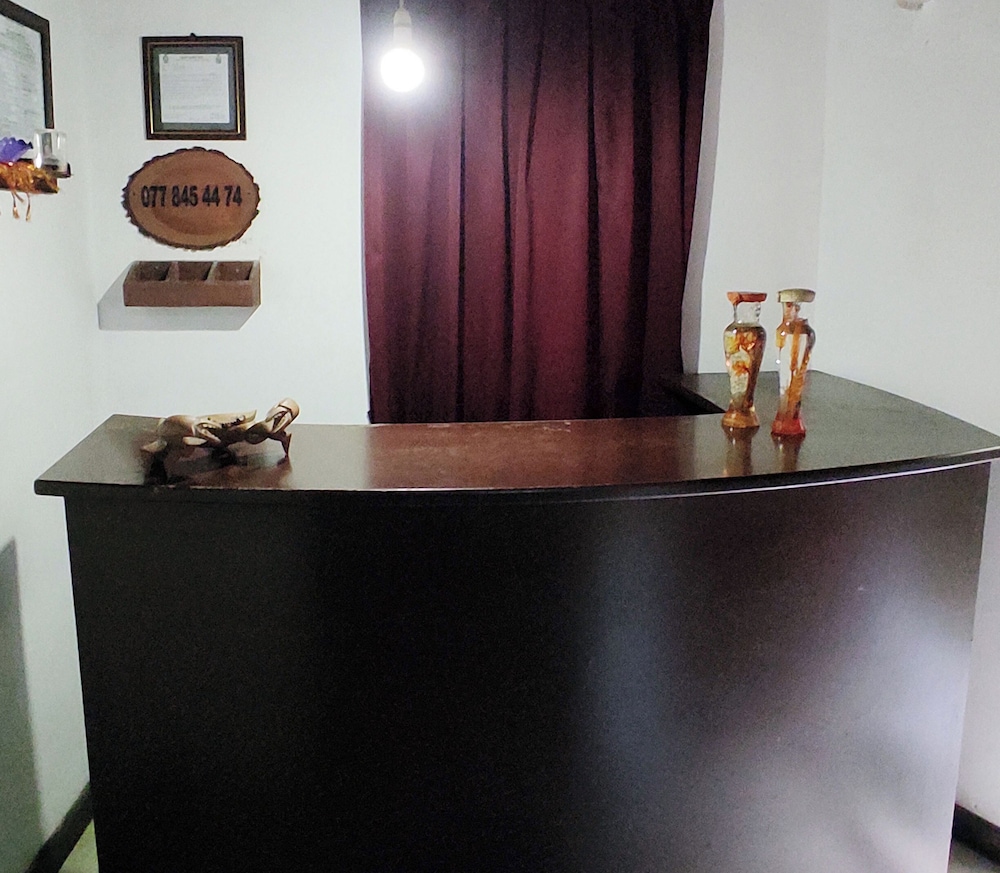 Green Holiday Inn - carbon neutral hotel in Kandy
