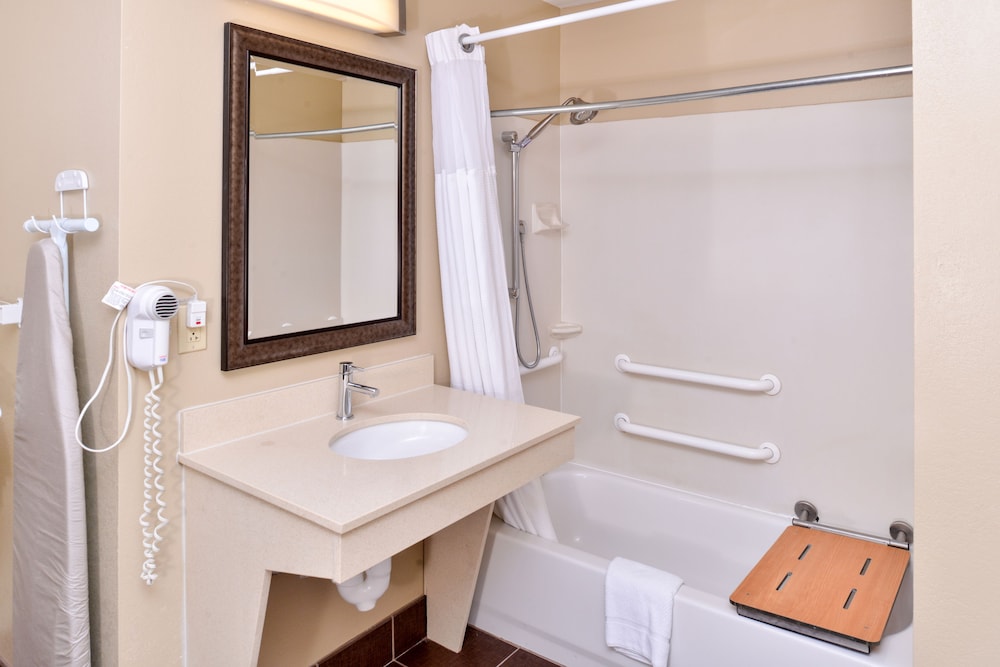 Staybridge Suites O'Fallon Chesterfield by IHG - photo 46