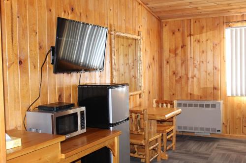 Boulder Inn - photo 14