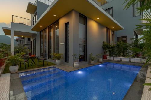 Whirl Vista 5 BHK with Pool — Udaipur — photo 2