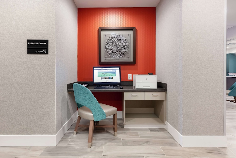 Hampton Inn Acworth - photo 42