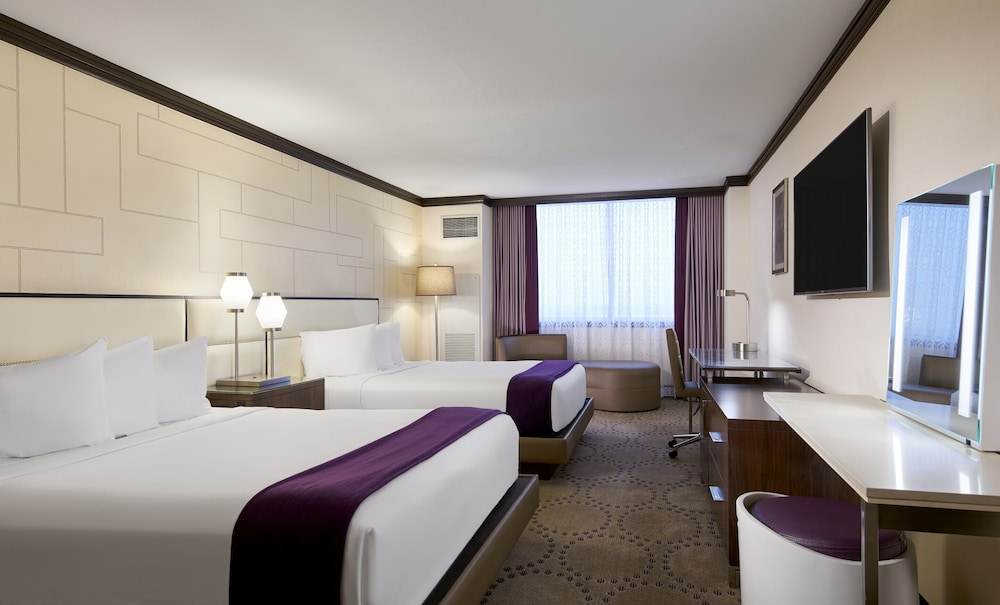 Harrah s Resort Atlantic City A Caesars Rewards Destination - photo 15