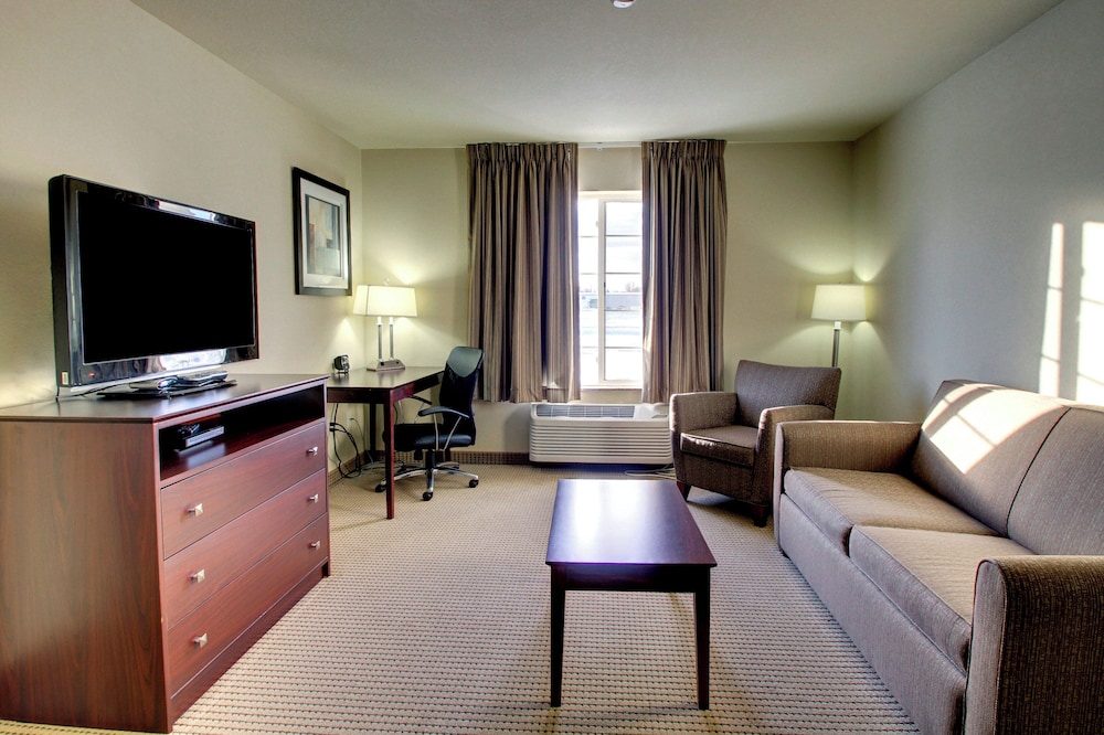 Cobblestone Inn & Suites Carrington - photo 28