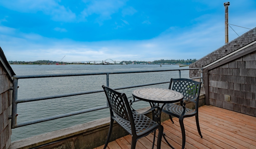Embarcadero Resort Hotel & Marina - photo 46